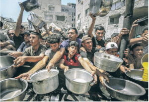 Food Trickles Into Gaza as Israel Ends Blockade